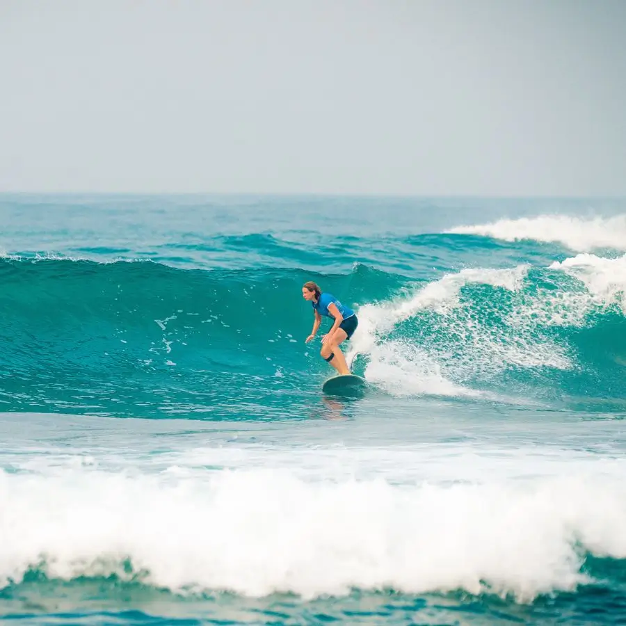 Surferin Susanne Hoheit, Welle Sri Lanka